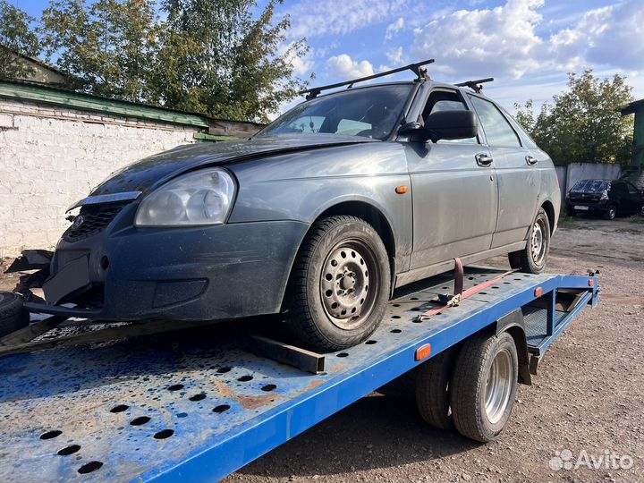 LADA Priora 1.6 МТ, 2015, битый, 197 747 км