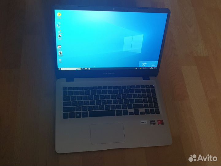 Ноутбук maibenben M543 Ryzen 3