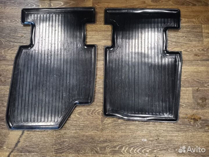 Резиновые коврики ваз 21214 новые