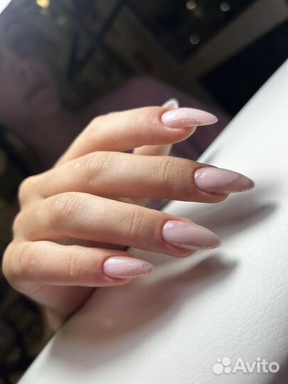 Мастер маникюра и педикюра