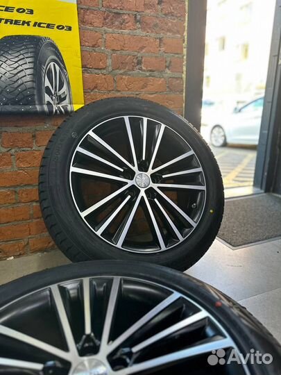 R19 Triangle PL02 235/50, PCD 5x108 DIA 63.4