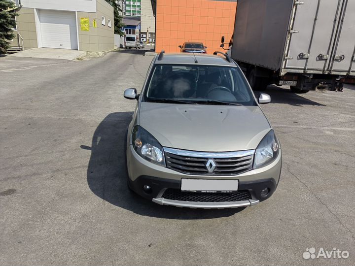 Renault Sandero Stepway, 2012