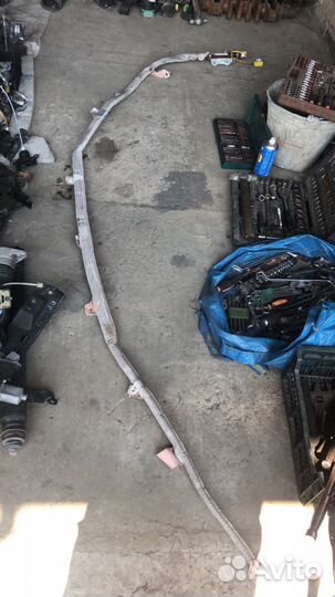 Шторка безопасности Правая Фольксваген Туарег 07 г