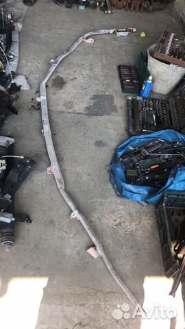 Шторка безопасности Правая Фольксваген Туарег 07 г