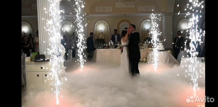 Стопроцентно реальный тяжелый дым на танец молодых