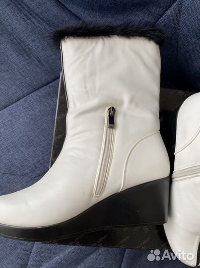 Сапоги и ботинки женские р.37 (белые)