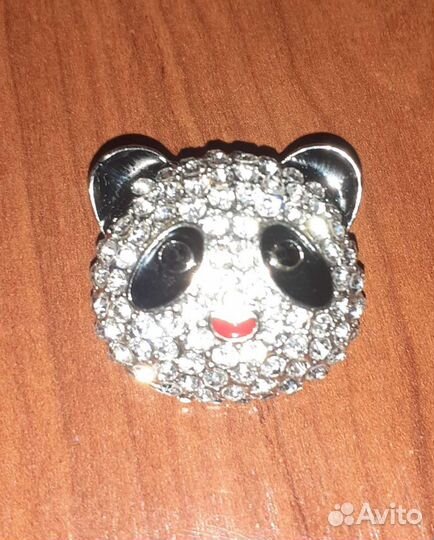 Брошь panda со стразами