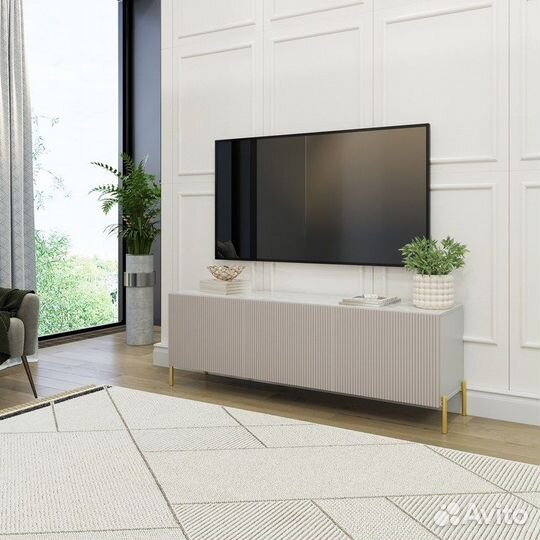 Тумба под тв Мальта