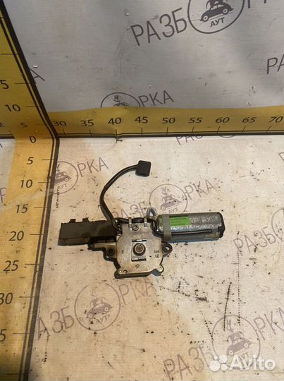 Моторчик электрического люка Mercedes-Benz W202