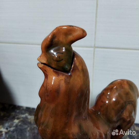 Графин керамический. Статуэтка петуха