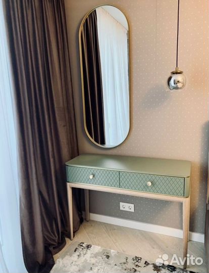 Тумба с ящиками