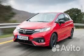 Заднее стекло на Honda Jazz Замена