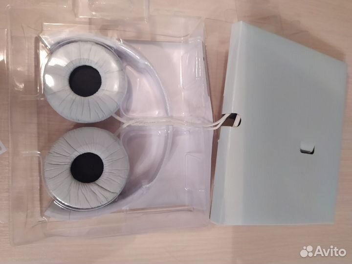 Наушники Sony MDR-ZX110