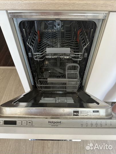 Посудомоечная машина Ariston hsic 3M19