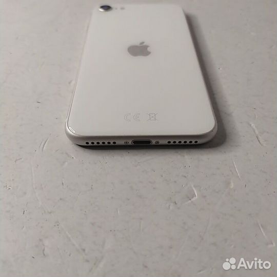 iPhone SE (2020), 64 ГБ