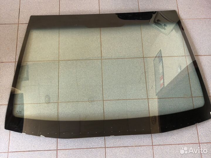 Стекло лобовое XYG Kia Rio 2 2005-2011