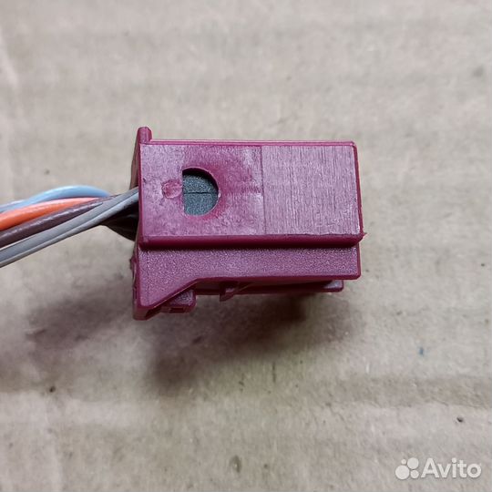 Mercedes W166 W292 разъём проводки потолка