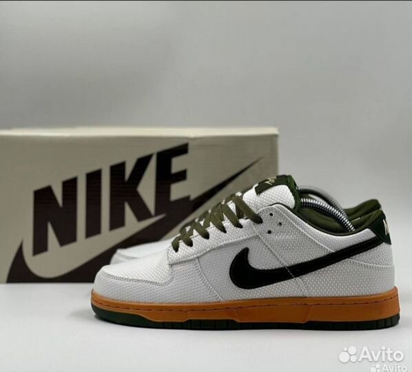 Кроссовки Nike SB Dunk Low