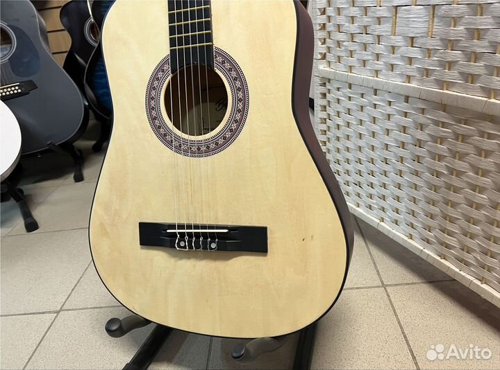 Гитара натуральная классика