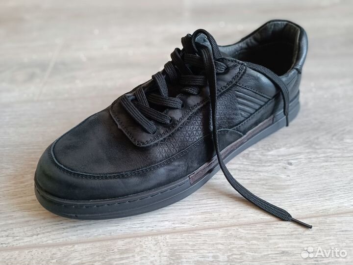 Полуботинки кожаные 42р