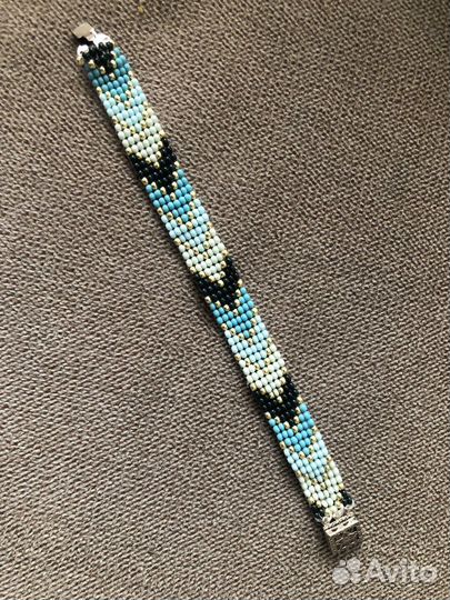 Фенечка из бисера 