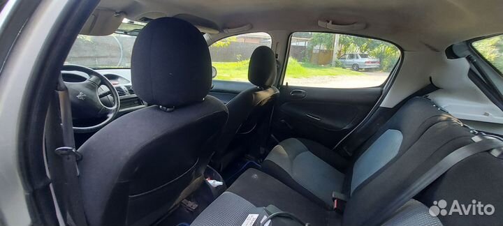 Peugeot 206 1.4 МТ, 2004, 290 000 км