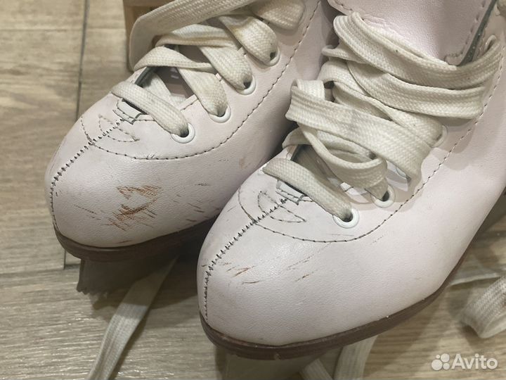 Коньки фигурные 31 размер