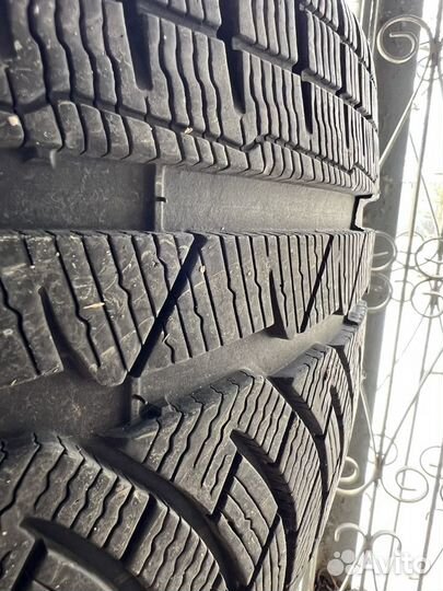 Michelin Pilot Alpin 4 245/35 R19 Y