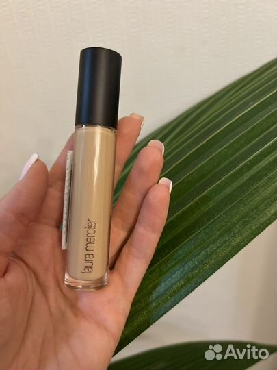 Корректор (консилер) под глаза Laura Mercie