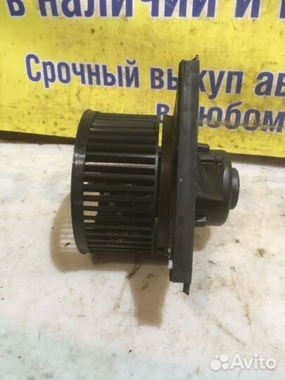 Мотор печки Volkswagen Bora