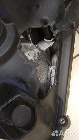 Фара левая Toyota Camry