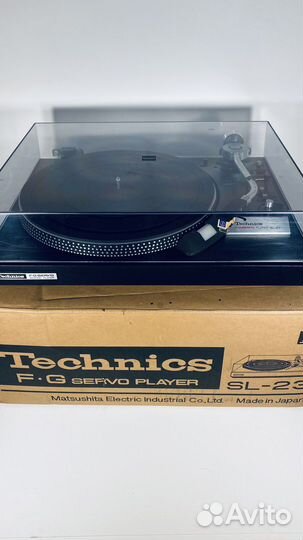 Виниловый проигрыватель Technics SL-23