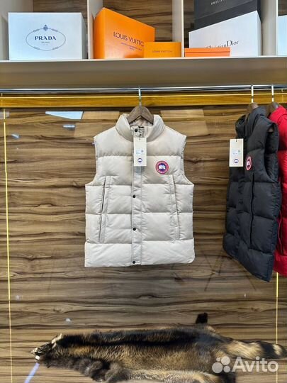 Жилет Canada Goose