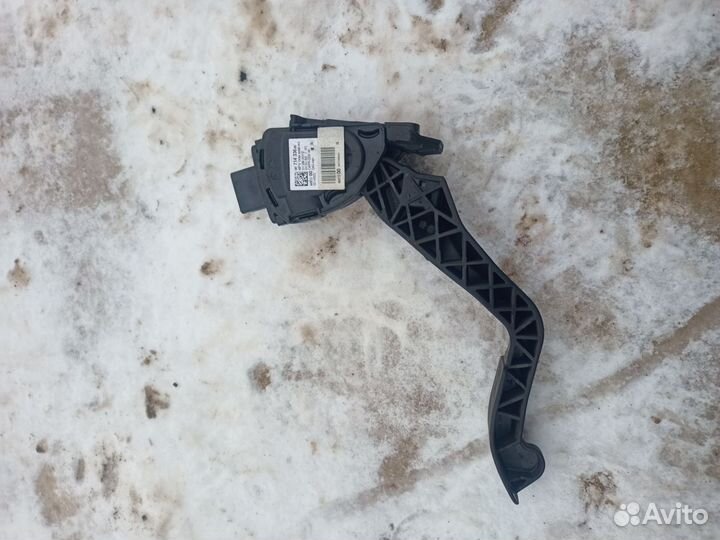 Педаль газа Peugeot Citroen 9671433680