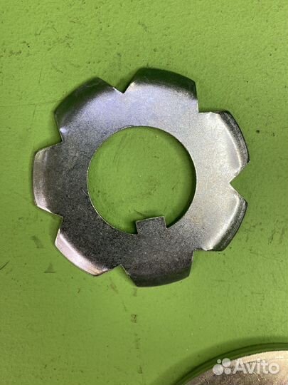 Р/к ступицы (гайка. стопор. шайба) \ROR TE9000 085