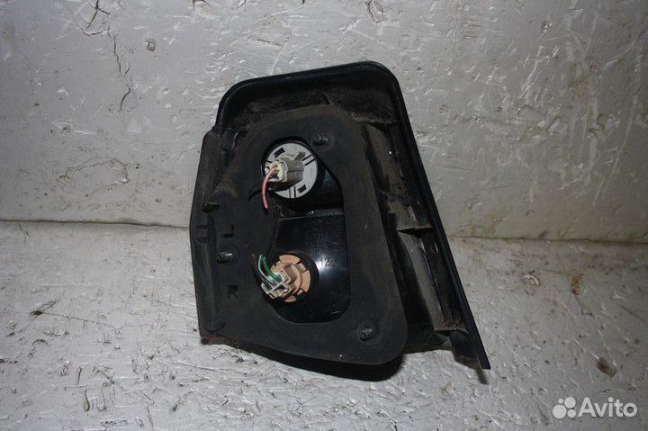 Фонарь задний наружный правый mitsubishi galant (D