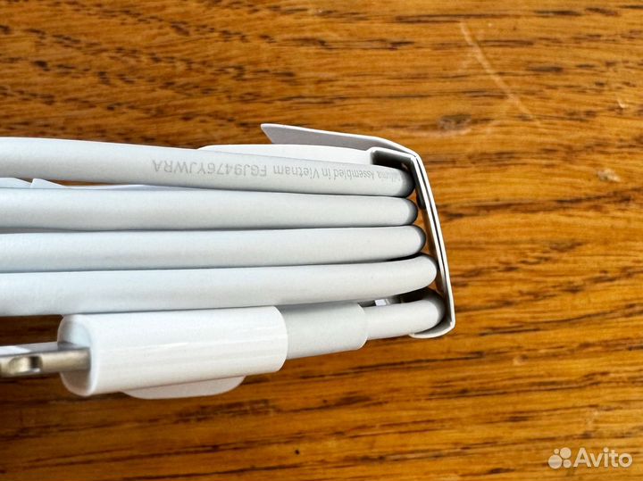 Кабель Apple USB-C (Type-C ) to Lightning