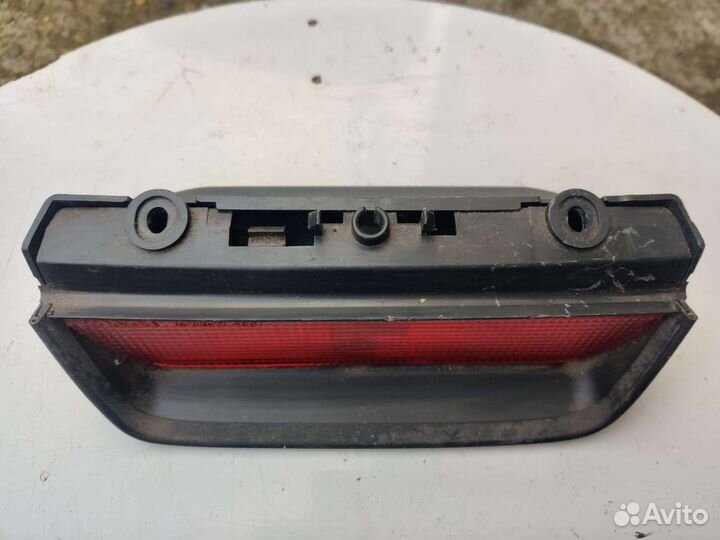 Задний стопсигнал Хонда фит GD3