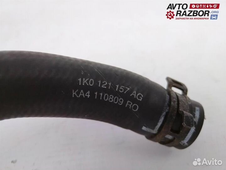 Патрубок системы охлождения VW Passat (B6) 2005-2