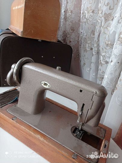 Швейная машинка подольская ручная