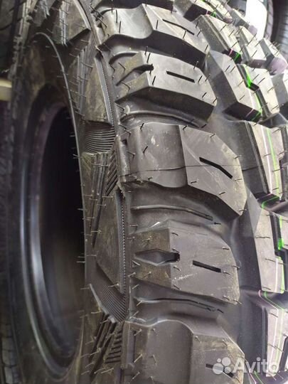 Kumho Road Venture M/T KL71 245/75 R16
