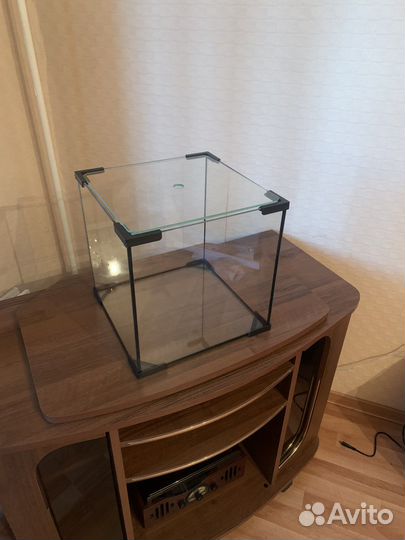 Аквариум для рыб (27 литров) с фильтром