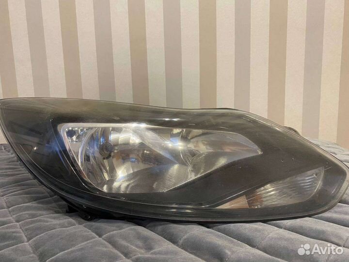 Фара правая ford focus 3