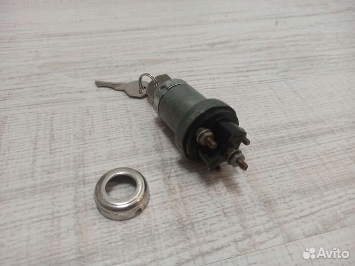 Замок зажигания с хром гайкой заз 965