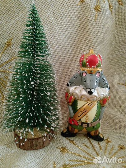 Елочные игрушки