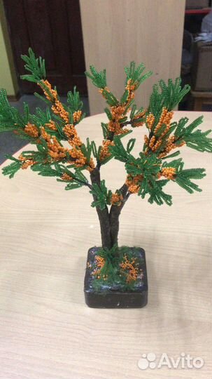 Деревья из бисера