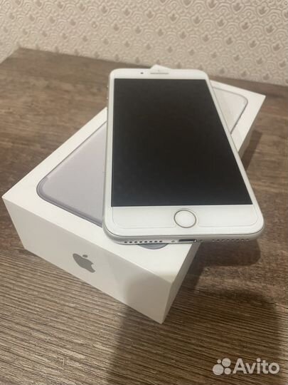 Телефон iPhone 7 plus