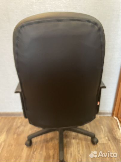 Компьютерное кресло