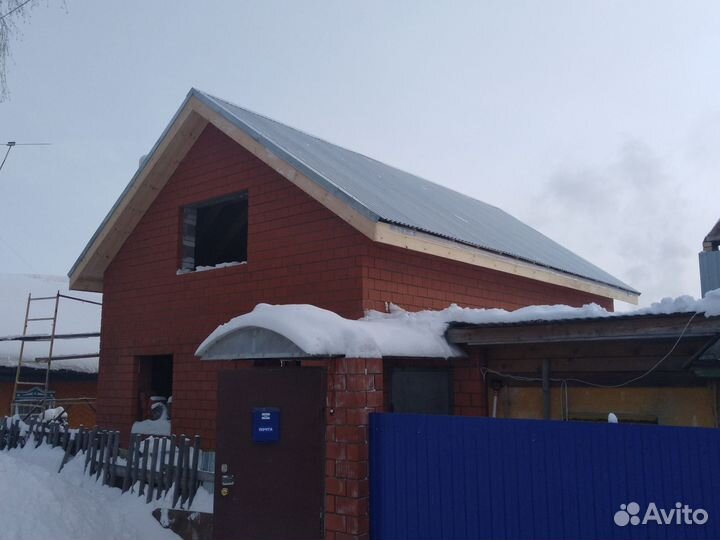 Бригада строителей