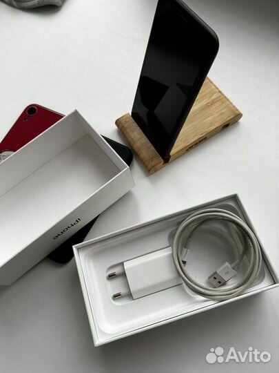 iPhone Xr, 64 ГБ